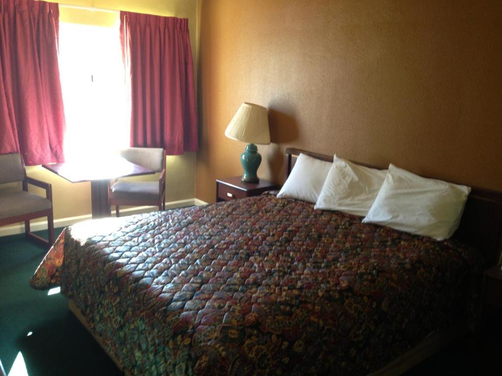 Sundial Lodge Redding Cameră foto