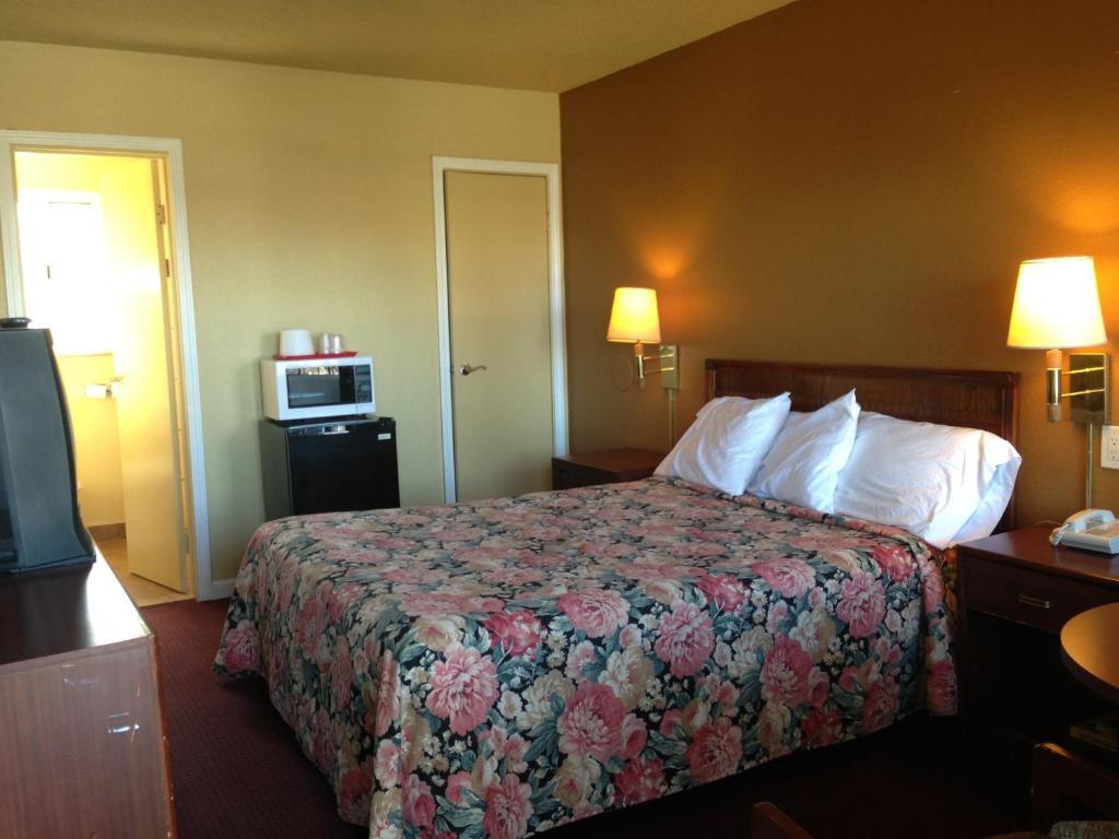 Sundial Lodge Redding Cameră foto
